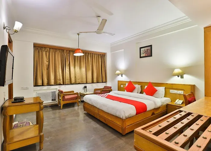 Hotel Pinnacle Ahmedabad